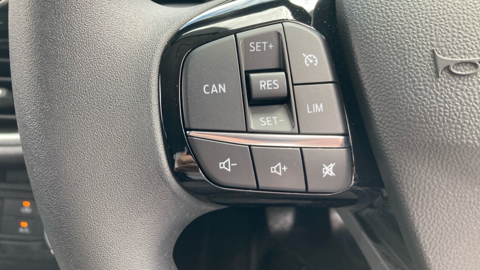 Ford Fiesta 1.0 EcoBoost Hybrid mHEV 125 Trend 5dr Petrol Hatchback - Image 21