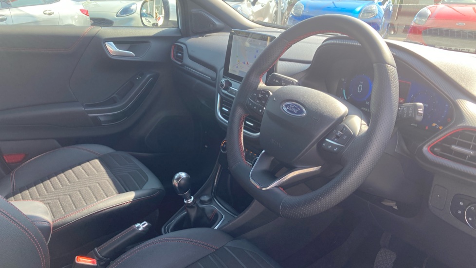 Ford Puma 1.0 EcoBoost Hybrid mHEV 155 ST-Line X 5dr Petrol Hatchback - Image 11