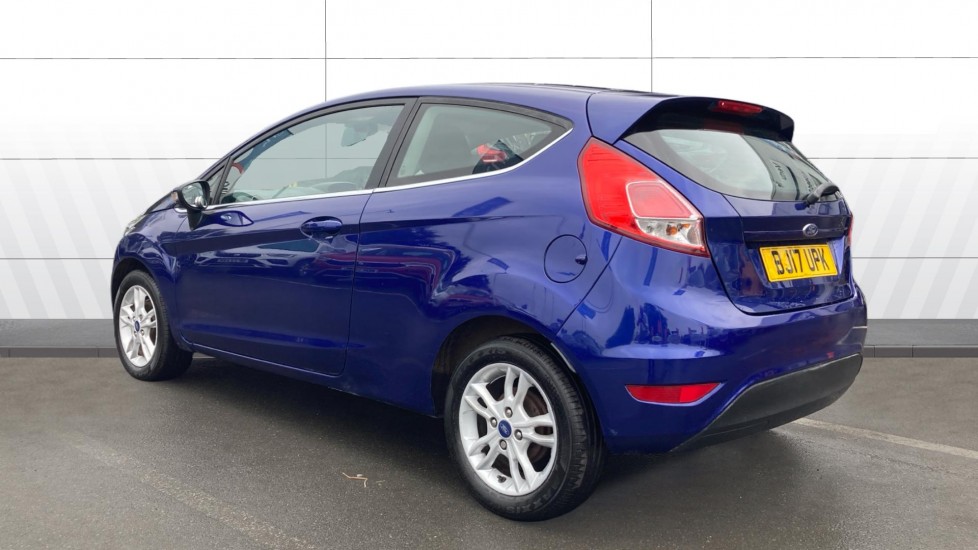 Ford Fiesta 1.25 82 Zetec 3dr Petrol Hatchback - Image 2