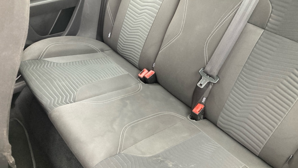 Ford Fiesta 1.25 82 Zetec 3dr Petrol Hatchback - Image 16