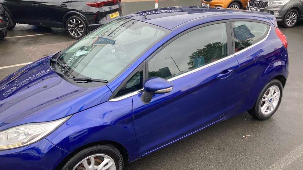 Ford Fiesta 1.25 82 Zetec 3dr Petrol Hatchback - Image 29