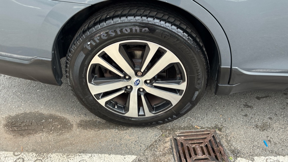 Subaru Outback 2.5i SE Premium 5dr Lineartronic Petrol Estate - Image 36