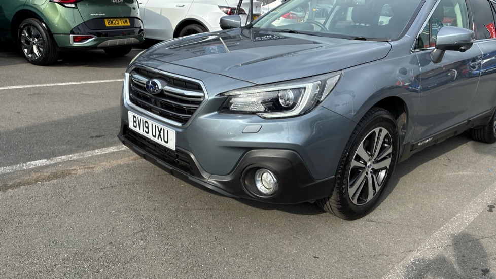 Subaru Outback 2.5i SE Premium 5dr Lineartronic Petrol Estate - Image 42