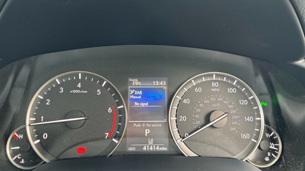 Lexus RX 200t 2.0 Luxury 5dr Auto Petrol Estate - Image 19