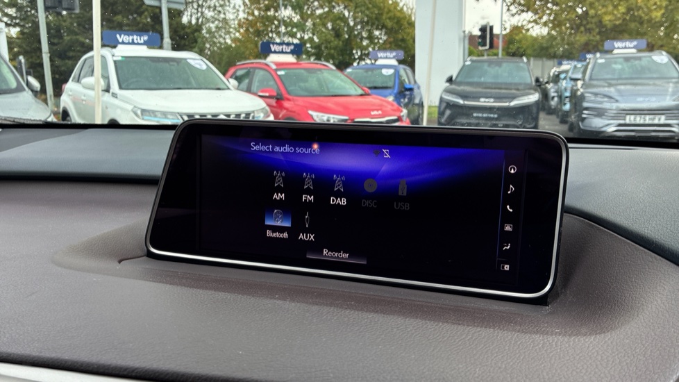 Lexus RX 200t 2.0 Luxury 5dr Auto Petrol Estate - Image 29
