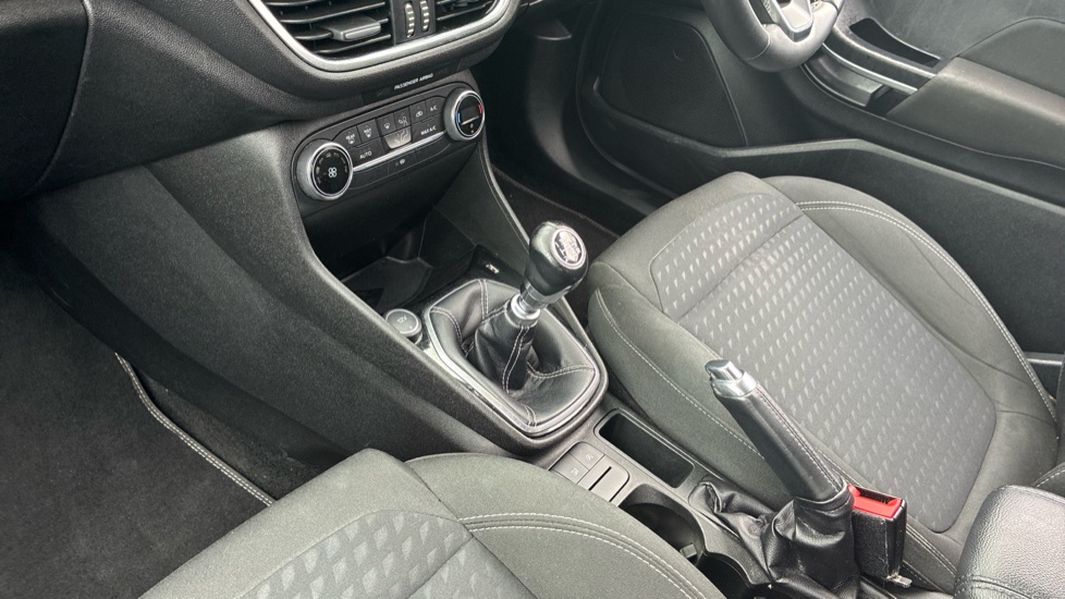 Ford Fiesta 1.0 EcoBoost Titanium 3dr Petrol Hatchback - Image 13