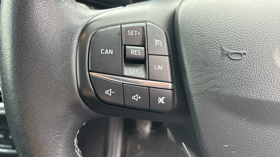 Ford Fiesta 1.0 EcoBoost Titanium 3dr Petrol Hatchback - Image 26