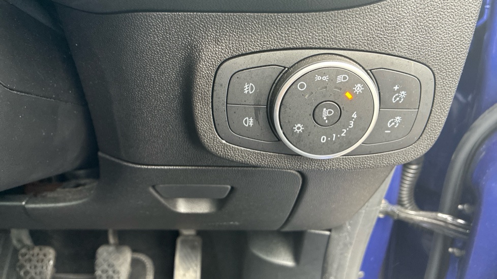 Ford Fiesta 1.0 EcoBoost Titanium 3dr Petrol Hatchback - Image 31