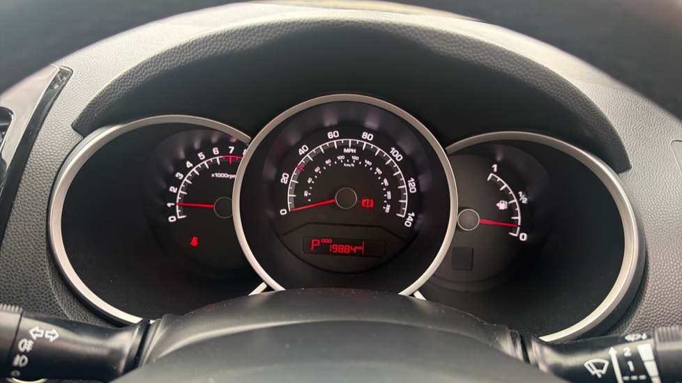 Kia Venga 1.6 4 5dr Auto [6] Petrol Hatchback - Image 18