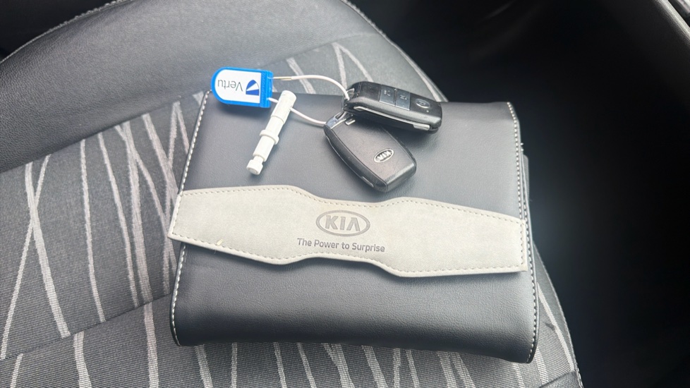 Kia Venga 1.6 4 5dr Auto [6] Petrol Hatchback - Image 19