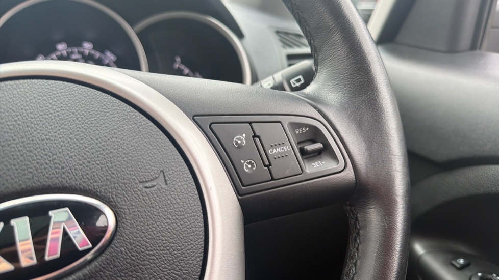 Kia Venga 1.6 4 5dr Auto [6] Petrol Hatchback - Image 35