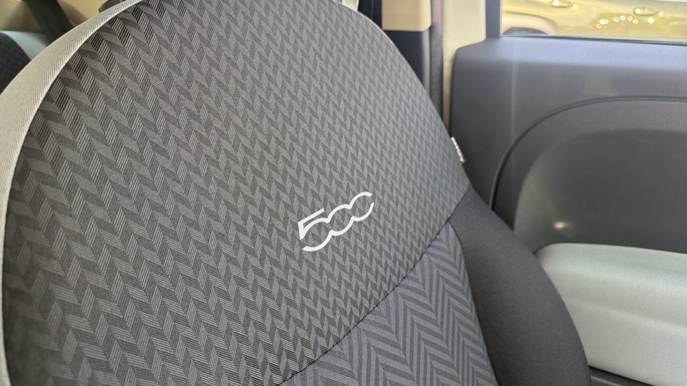 Fiat 500 1.2 Pop Star 3dr Petrol Hatchback - Image 33