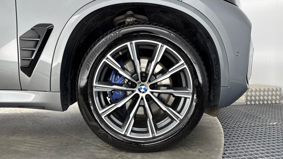 BMW X5 xDrive30d MHT M Sport 5dr Auto Diesel Estate - Image 14