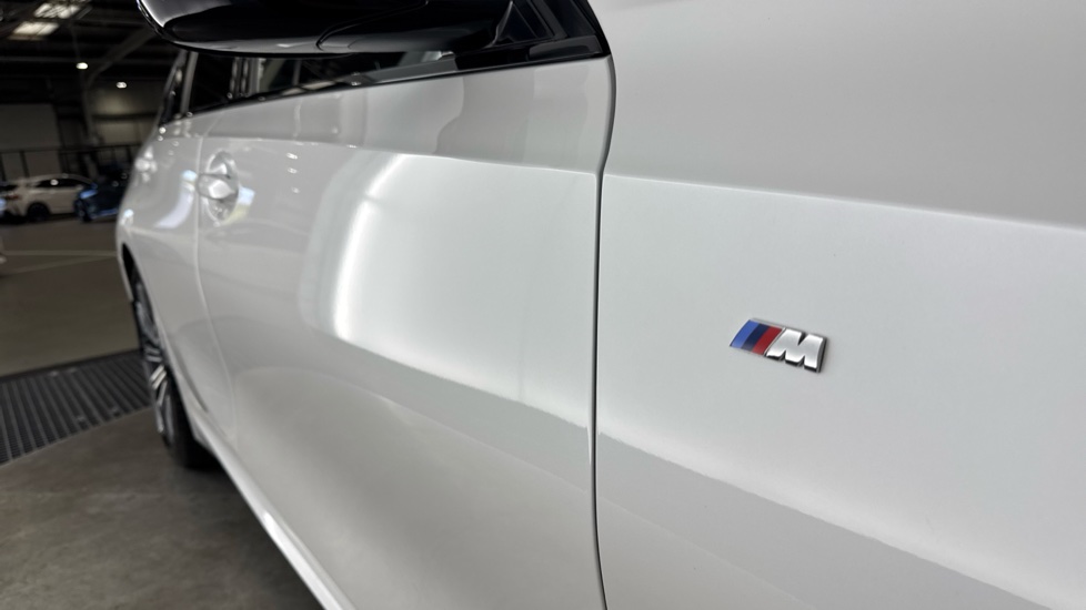 BMW 3 Series 320i M Sport 4dr Step Auto Petrol Saloon - Image 30