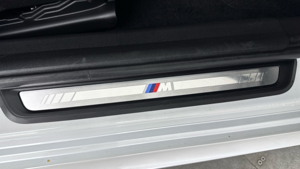BMW 3 Series 320i M Sport 4dr Step Auto Petrol Saloon - Image 46