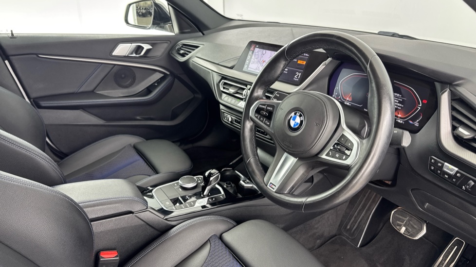 BMW 2 Series 218i [136] M Sport 4dr Petrol Saloon - Image 6