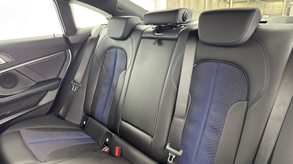 BMW 2 Series 218i [136] M Sport 4dr Petrol Saloon - Image 12