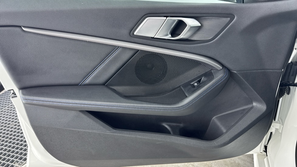 BMW 2 Series 218i [136] M Sport 4dr Petrol Saloon - Image 31