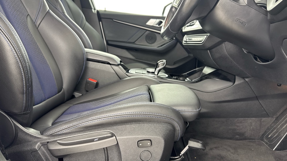 BMW 2 Series 218i [136] M Sport 4dr Petrol Saloon - Image 42