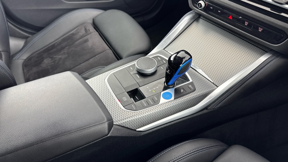 BMW i4 250kW eDrive40 M Sport 83.9kWh 5dr Auto Electric Hatchback - Image 10
