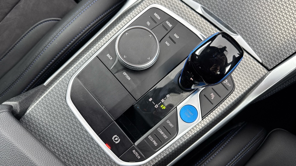 BMW i4 250kW eDrive40 M Sport 83.9kWh 5dr Auto Electric Hatchback - Image 19