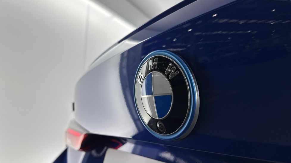 BMW i4 250kW eDrive40 M Sport 83.9kWh 5dr Auto Electric Hatchback - Image 25