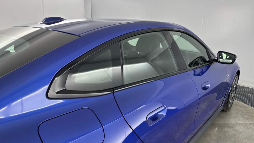 BMW i4 250kW eDrive40 M Sport 83.9kWh 5dr Auto Electric Hatchback - Image 29