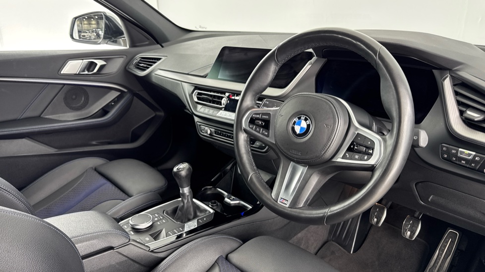 BMW 1 Series 118i [136] M Sport 5dr [Live Cockpit Professional] Petrol Hatchback - Image 6