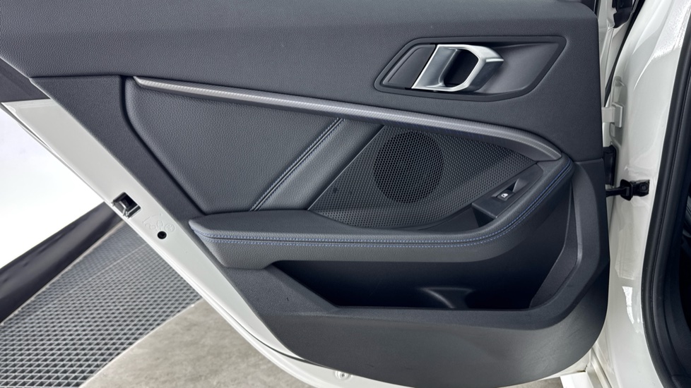 BMW 1 Series 118i [136] M Sport 5dr [Live Cockpit Professional] Petrol Hatchback - Image 37
