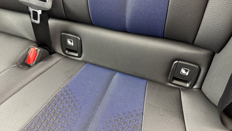 BMW 1 Series 118i [136] M Sport 5dr [Live Cockpit Professional] Petrol Hatchback - Image 38