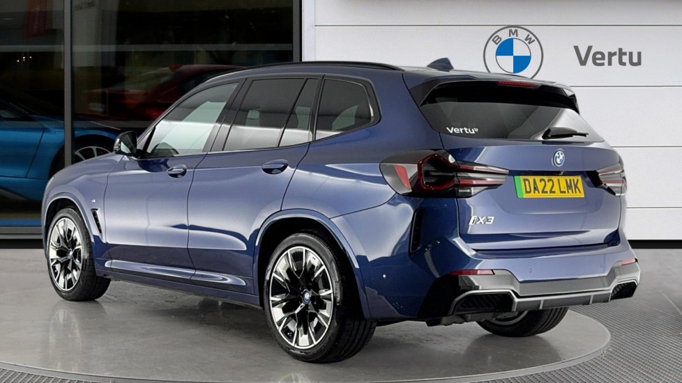 BMW X3 30e xDrive M Sport Pro 5dr Auto Estate - Image 2