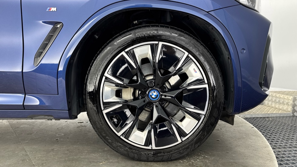 BMW X3 30e xDrive M Sport Pro 5dr Auto Estate - Image 14