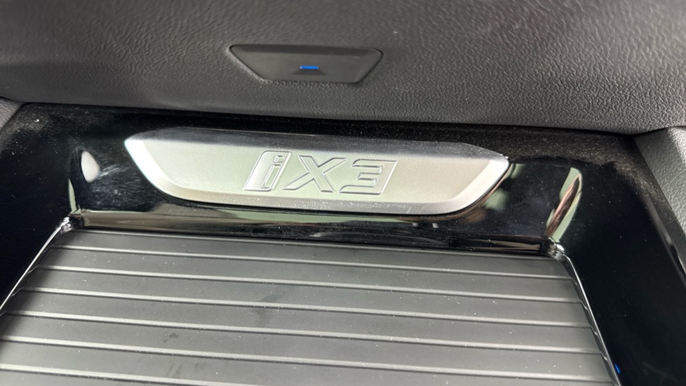 BMW X3 30e xDrive M Sport Pro 5dr Auto Estate - Image 26