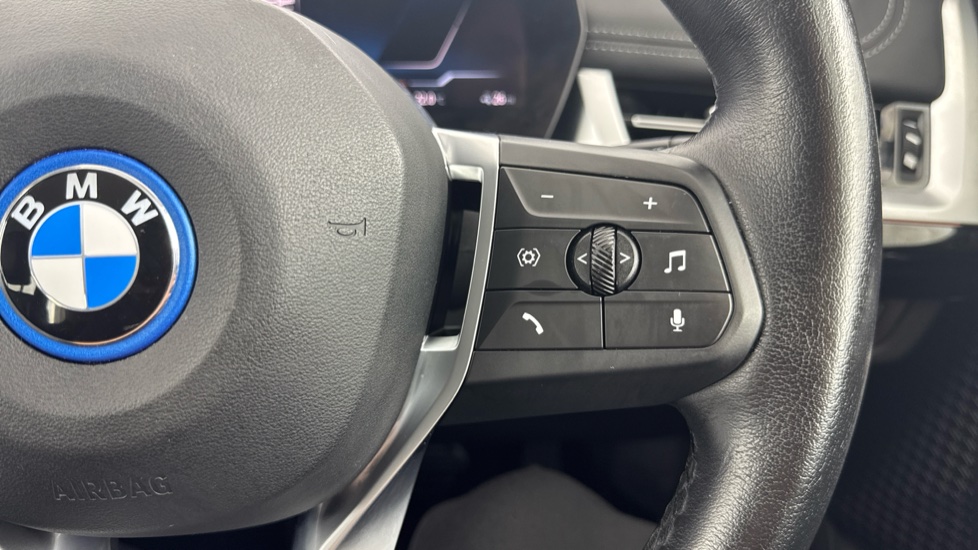 BMW iX1 230kW xDrive30 xLine 65kWh 5dr Auto Electric Estate - Image 18