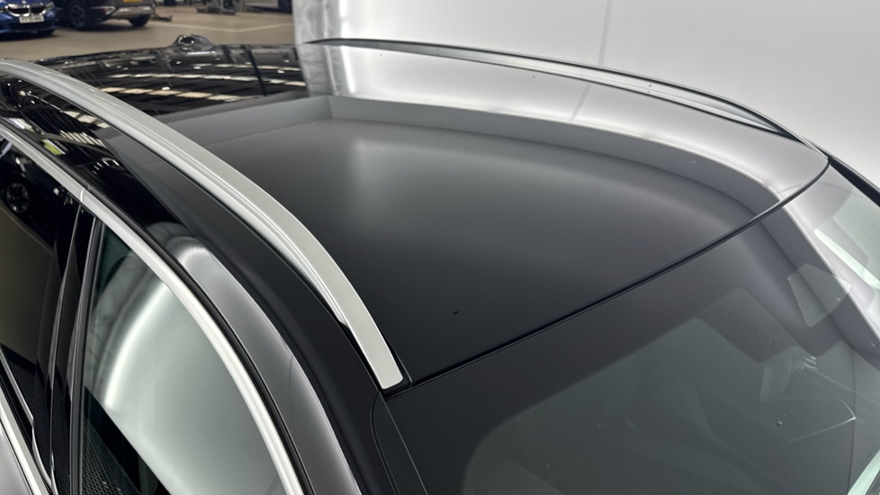 BMW iX1 230kW xDrive30 xLine 65kWh 5dr Auto Electric Estate - Image 21