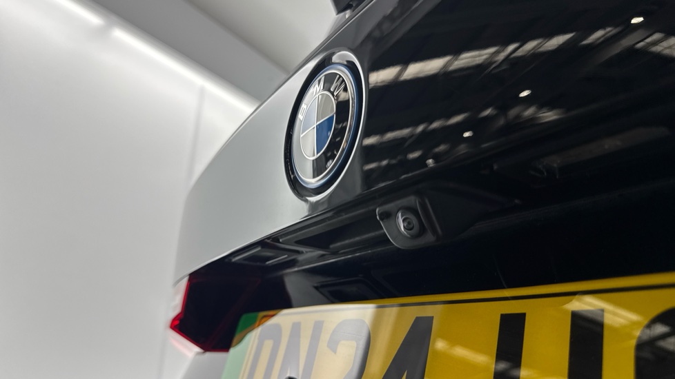 BMW iX1 230kW xDrive30 xLine 65kWh 5dr Auto Electric Estate - Image 27