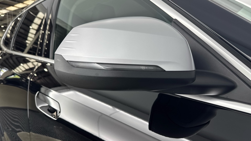 BMW iX1 230kW xDrive30 xLine 65kWh 5dr Auto Electric Estate - Image 31