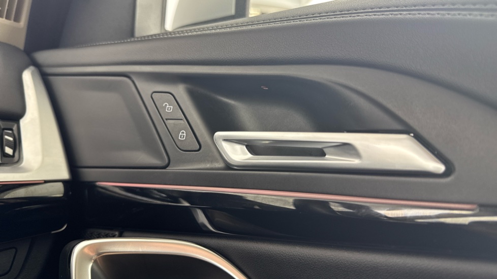 BMW iX1 230kW xDrive30 xLine 65kWh 5dr Auto Electric Estate - Image 52