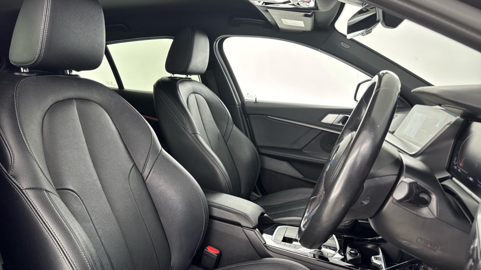 BMW 1 Series 118i M Sport 5dr Step Auto Petrol Hatchback - Image 11