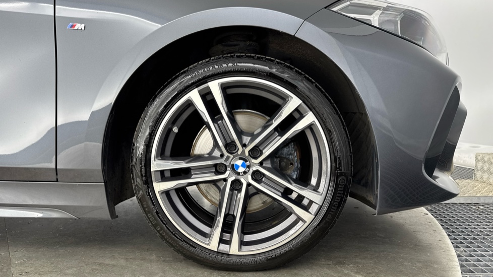 BMW 1 Series 118i M Sport 5dr Step Auto Petrol Hatchback - Image 14