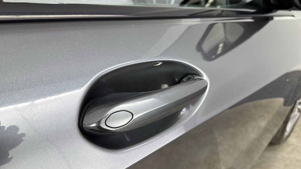 BMW 1 Series 118i M Sport 5dr Step Auto Petrol Hatchback - Image 27