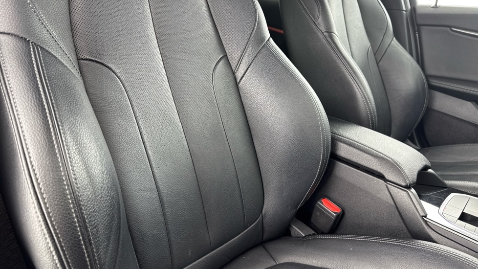 BMW 1 Series 118i M Sport 5dr Step Auto Petrol Hatchback - Image 43
