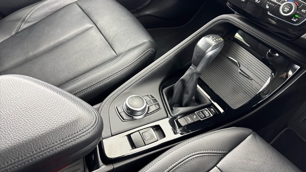 BMW X1 xDrive 25e xLine 5dr Auto Estate - Image 10