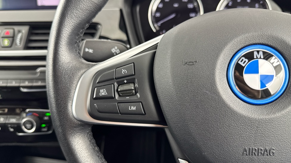 BMW X1 xDrive 25e xLine 5dr Auto Estate - Image 17