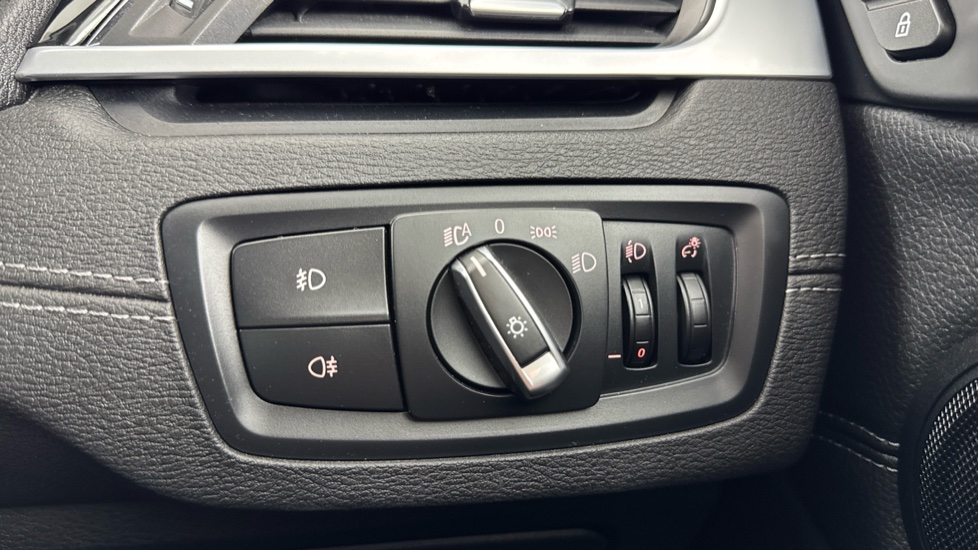 BMW X1 xDrive 25e xLine 5dr Auto Estate - Image 20
