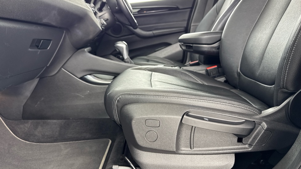 BMW X1 xDrive 25e xLine 5dr Auto Estate - Image 34