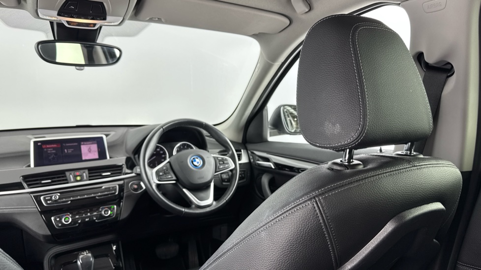 BMW X1 xDrive 25e xLine 5dr Auto Estate - Image 41