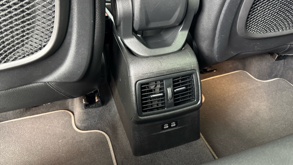 BMW X1 xDrive 25e xLine 5dr Auto Estate - Image 42