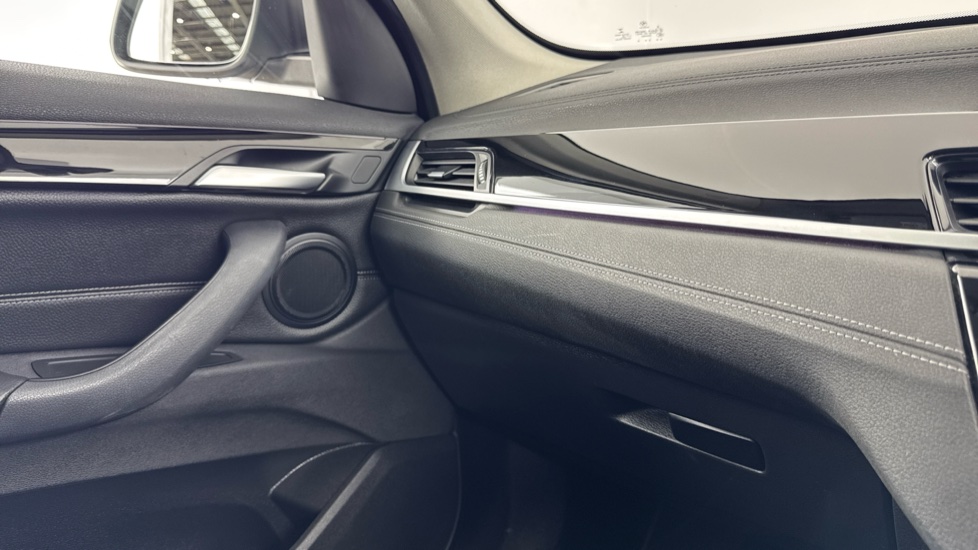 BMW X1 xDrive 25e xLine 5dr Auto Estate - Image 47