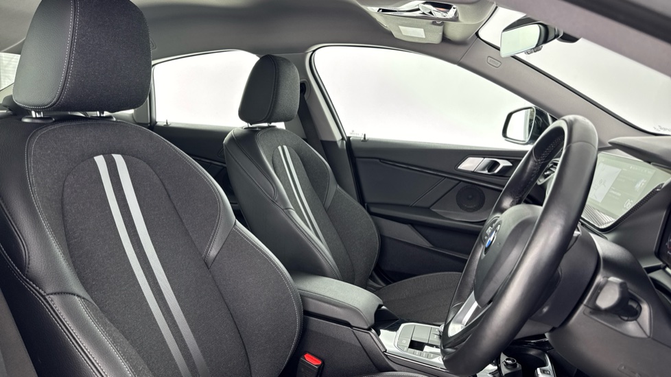 BMW 2 Series 218i [136] Sport 4dr DCT [Live Cockpit Prof] Petrol Saloon - Image 11